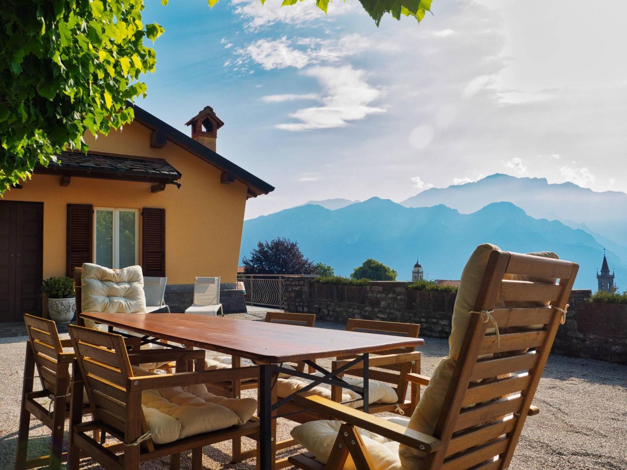 Panoramic Lakeview House Bellagio Civenna エクステリア 写真
