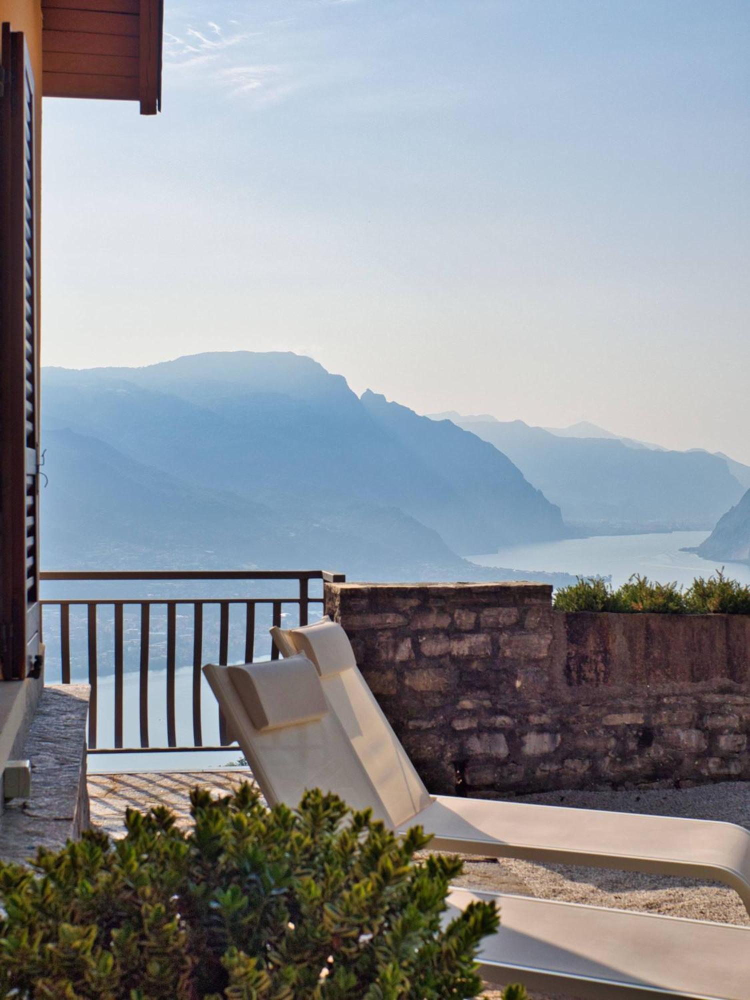 Panoramic Lakeview House Bellagio Civenna エクステリア 写真